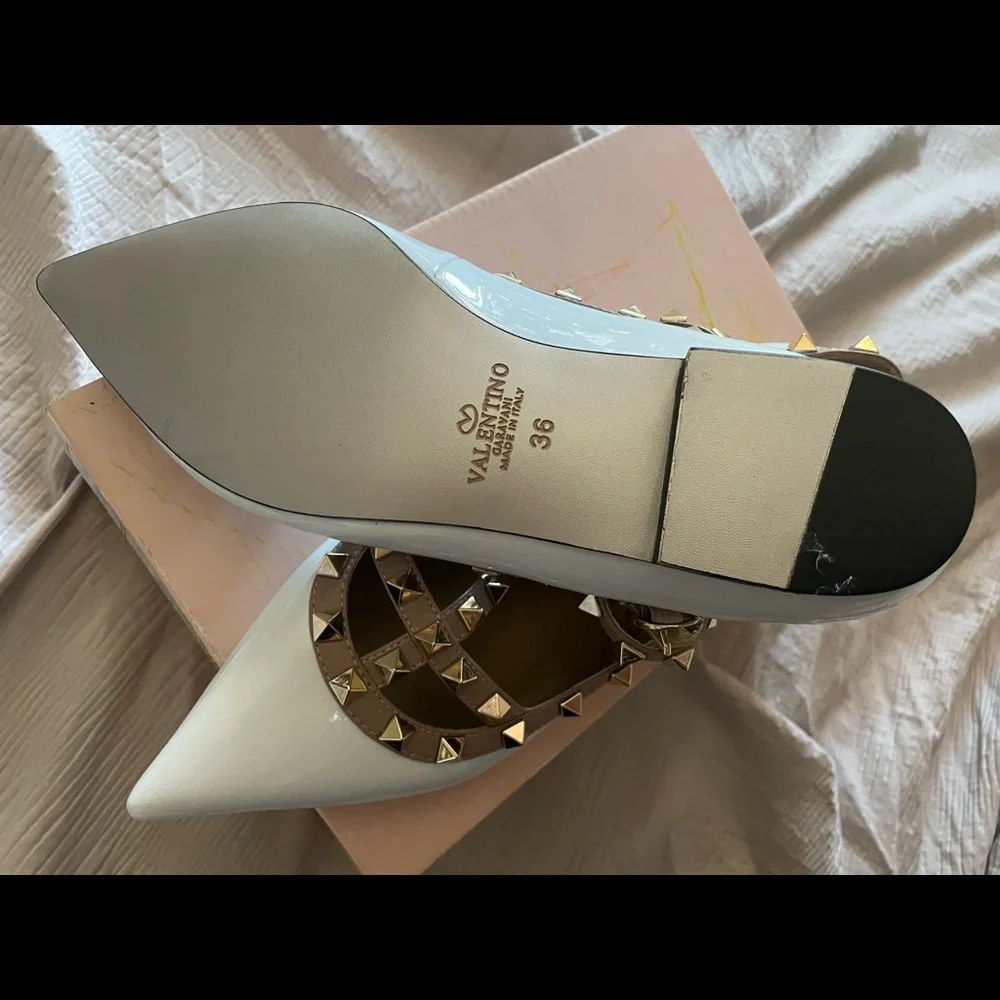 Valentino #5 ,new ,white , - Picture 2 of 8